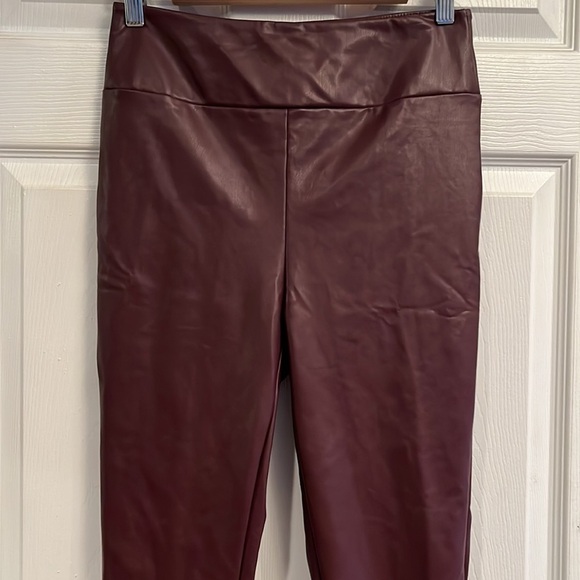 Iris brand size M elastic waist leggings- NWT - Picture 2 of 5